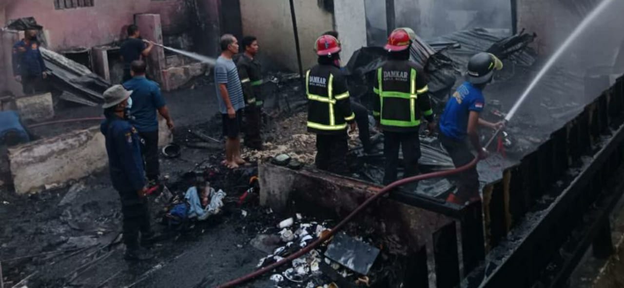 Rumah Milik Warga di Jalan Turi Terbakar 