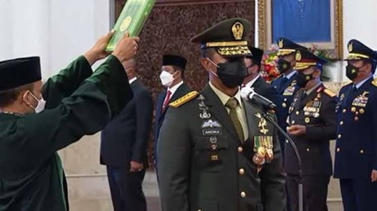 Presiden Jokowi Resmi Melantik Jenderal Andika Perkasa Jadi Panglima TNI