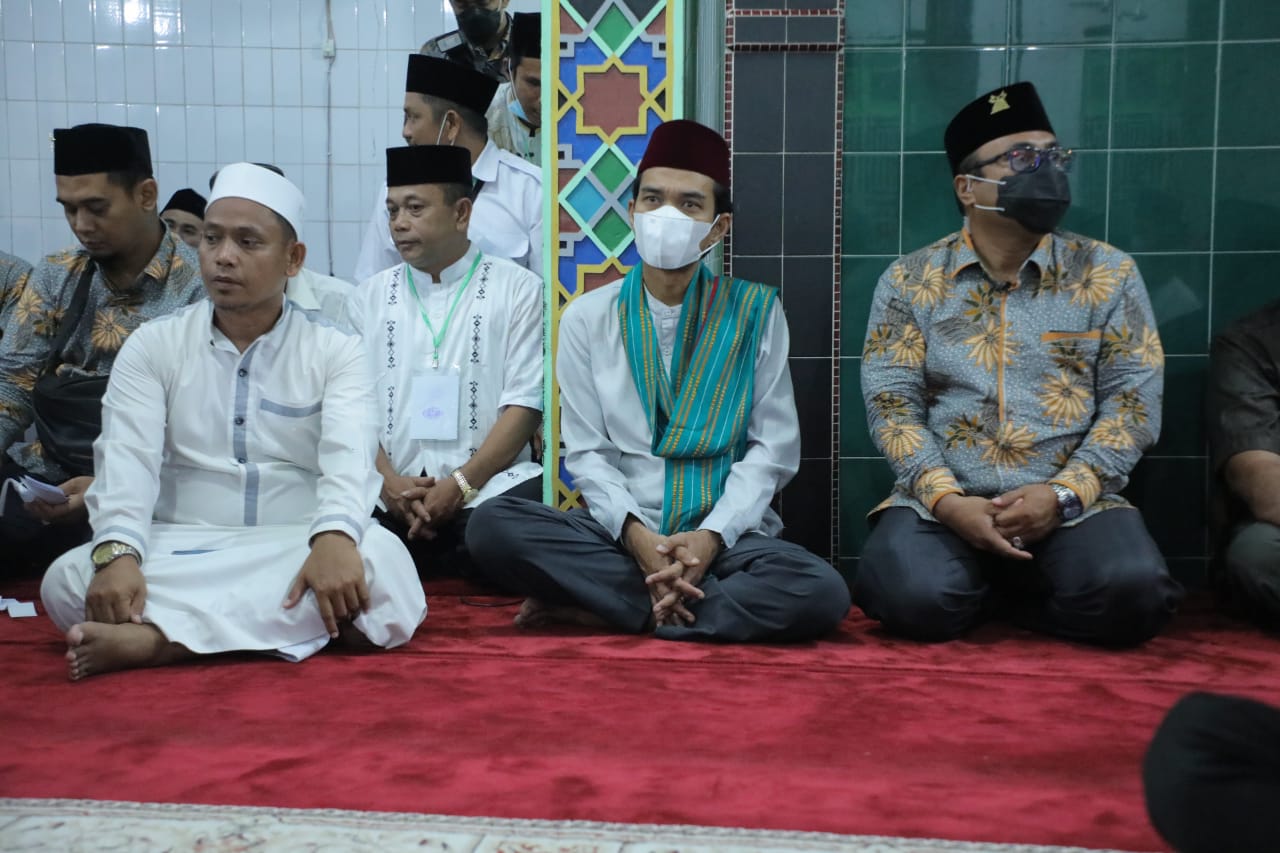 Bupati dan Wakil Bupati Hadiri Tausiah Awal Tahun Bersama UAS