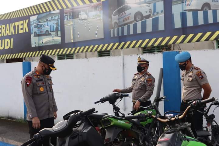 Satlantas Polres Labuhanbatu Sikat Belasan Motor Knalpot Blong