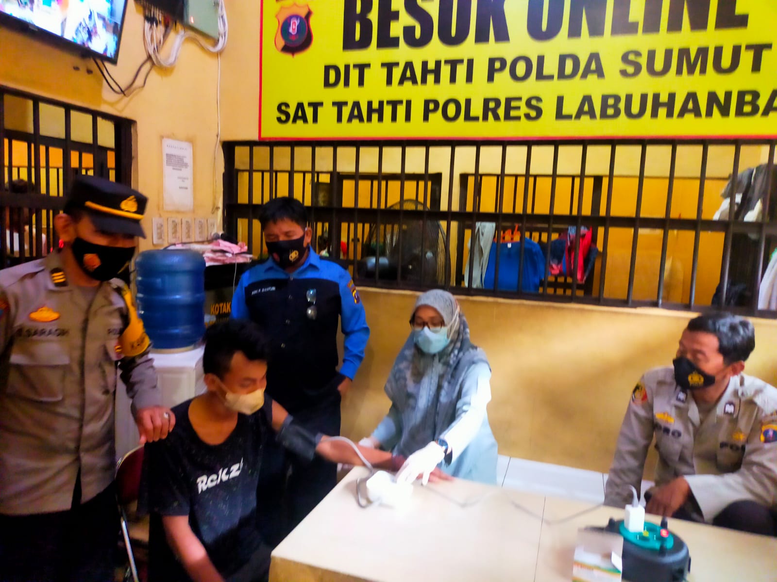 Tingkatkan Imunitas Tubuh, Polres Labuhanbatu Vaksin Seluruh Tahanan