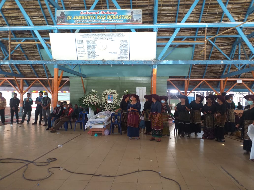 Keluarga Almarhum Elia Ginting Kecewa, Karena Tidak Bisa Dikebumikan di Desa Sendiri