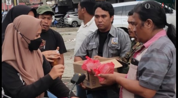 DPC Koswari Karo Berbagi Takjil