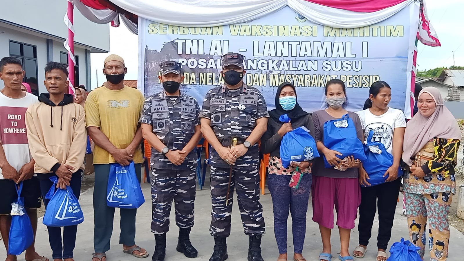 Serbuan Vaksinasi Maritim TNI-AL Lantamal l Posal Pangkalan Susu Kepada Nelayan & Masyarakat Pesisir