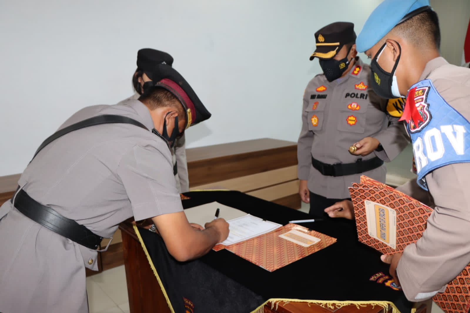 Kapolres Tanah Karo Pimpin Acara Sertijab Kapolsek Tigabinanga