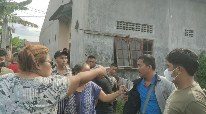 Pekerja Tower di Tani Asli Kerap Mendapat Intimidasi 