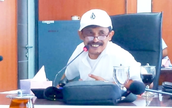 Jadi Biang Kemacetan, Hendri Duin Minta Pemko Tertibkan PKL di Jalan Pematang Pasir Kawat 7
