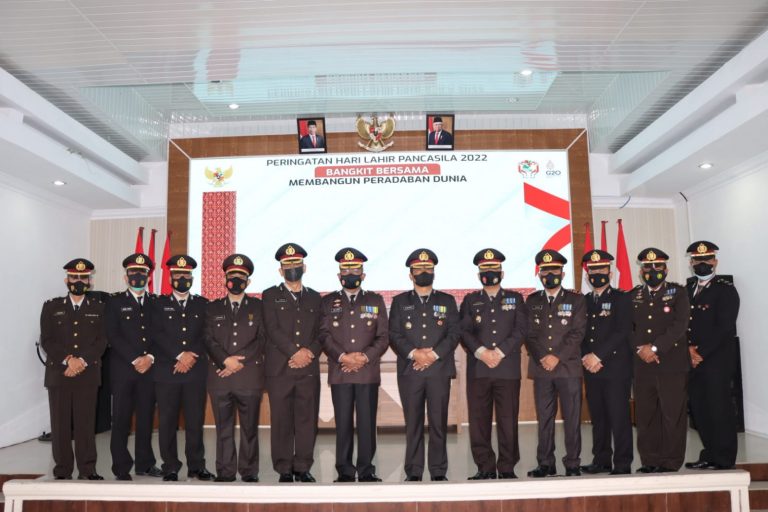 Polres Tanah Karo Ikuti Live Streaming Upacara Perigati Hari Lahir Pancasila 
