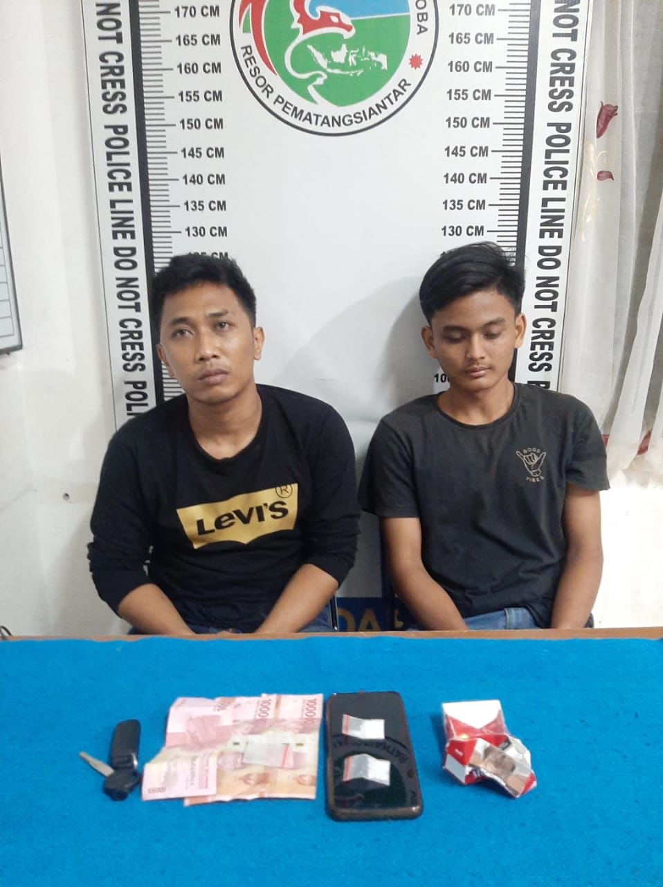 Jauh-Jauh Dari Batubara Bawa, Sampai Di Siantar 2 Pemuda Ini Kok Ditangkap..!!