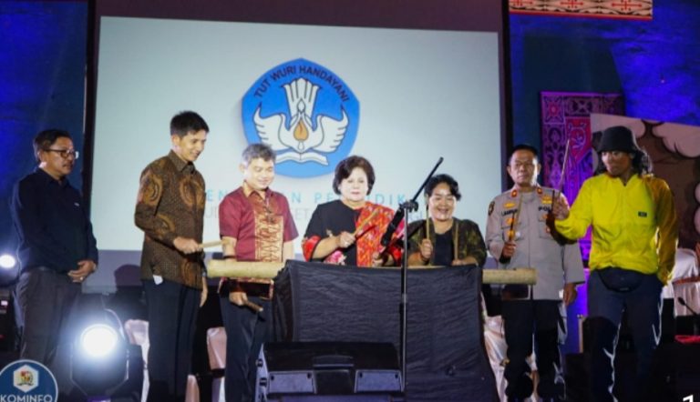Bupati Tanah Karo Hadiri Acara Road Show