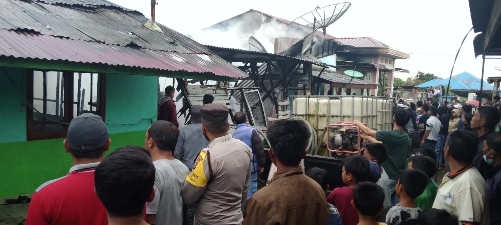 6 Rumah Semi Permanen Di Desa Surbakti Tanah Karo Hangus Terbakar 
