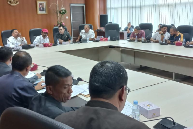 Hasil RDP di DPRD Medan, Biaya Kontribusi Penyediaan Fasilitas Kios di Pasar Aksara Diturunkan 15 Persen