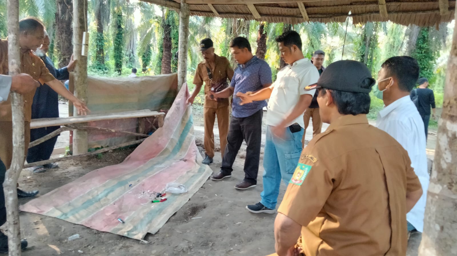 BNNK Langkat Bersama Polsek Padang Tualang Grebek Kawasan  Kampung Narkoba di 4 Desa Batang Serangan