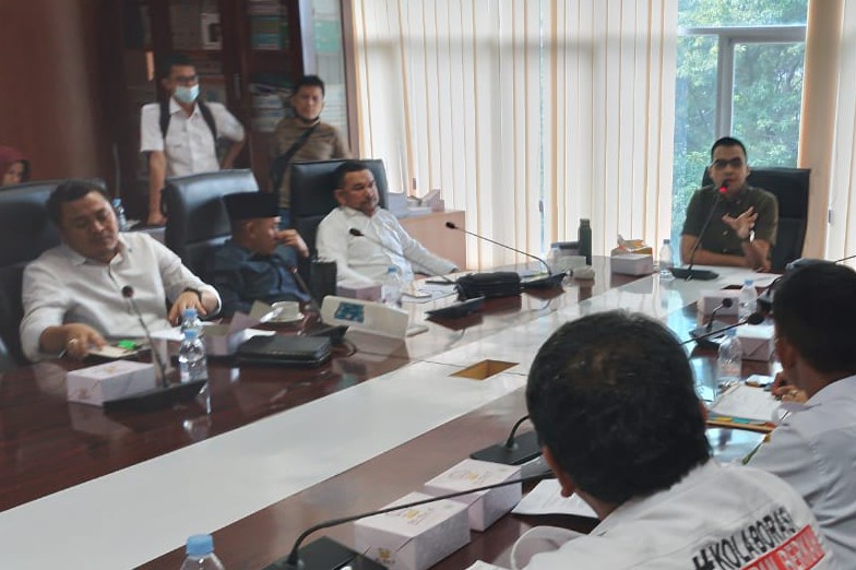 RDP Komisi 3, Afif Bicara Antisipasi Lonjakan Harga, Kadisdag Soal Food Station, Suwarno ‘Banggakan’ MoU Pilar
