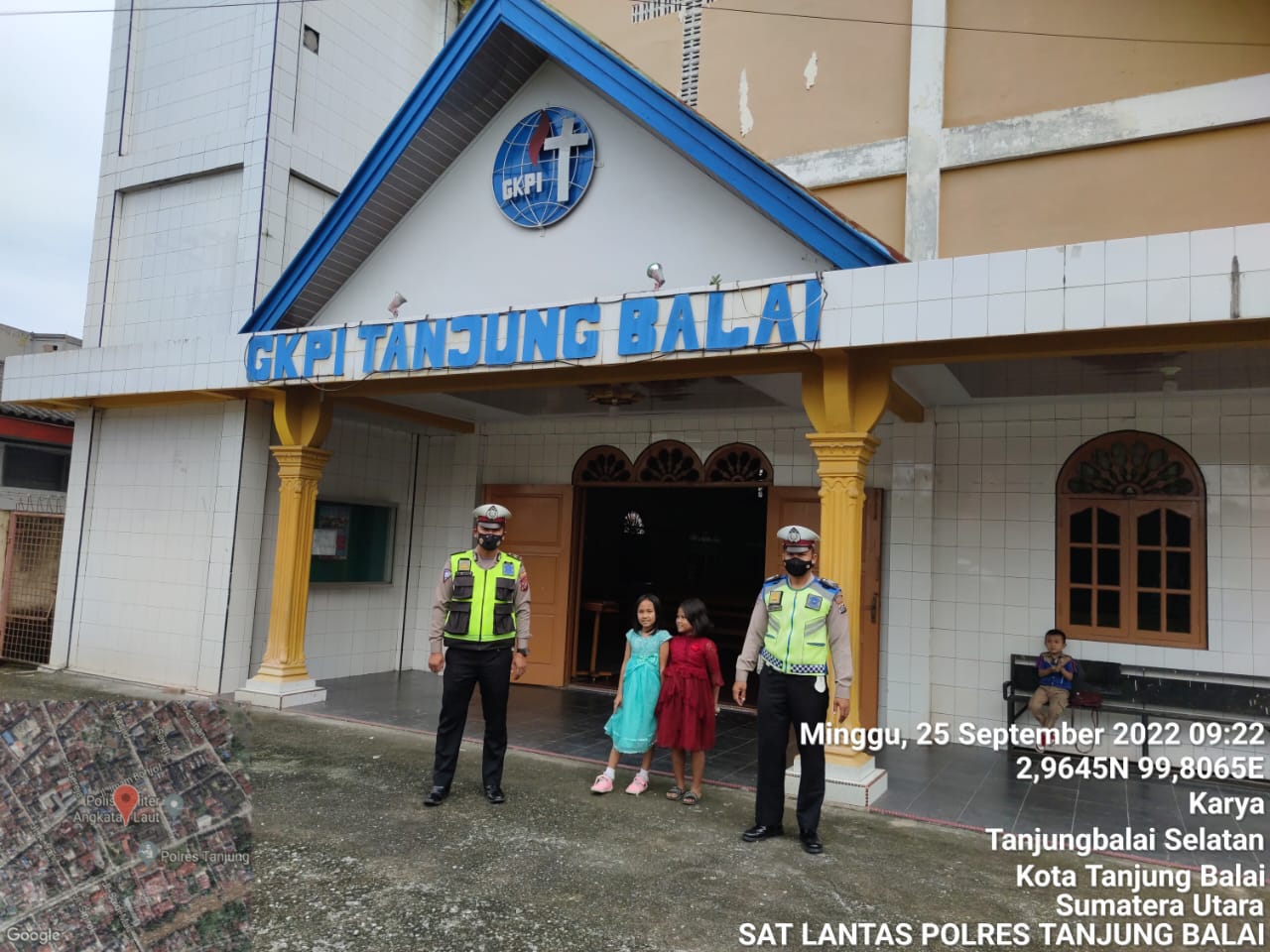 Personil Satlantas Polres Tanjungbalai Laksanakan Gatur Lalin Dibeberapa Gereja