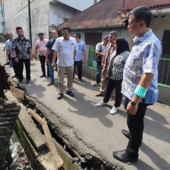Hasyim : Image Kota Berlubang dan  Air Harus Diubah