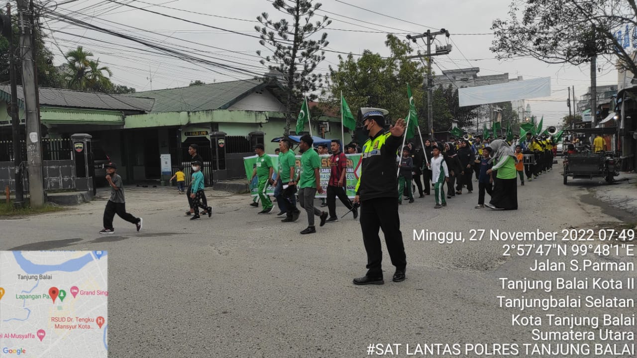 Sat Lantas Polres Tanjung Balai Kawal Kegiatan Jalan Santai Peringatan Hari Lahir Al-Washliyah Ke-92