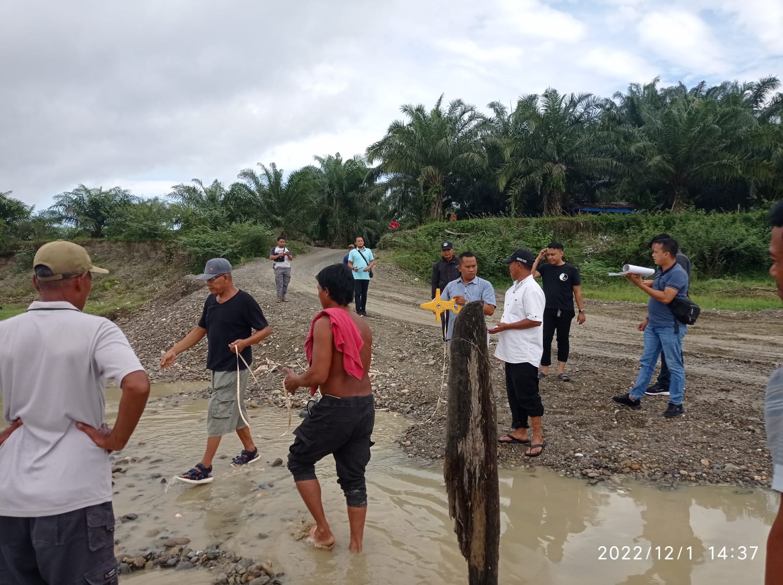 Unit Tipidter Polres Langkat Turun Ke TKP Terkait Laporan Pengerusakan Lahan di Batang Serangan 