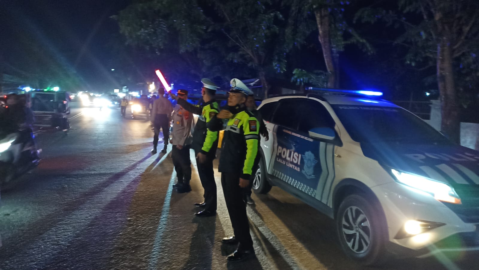 Tim Gabungan Polres Tanjung Balai Dan TNI  Laksanakan Patroli Skala Besar