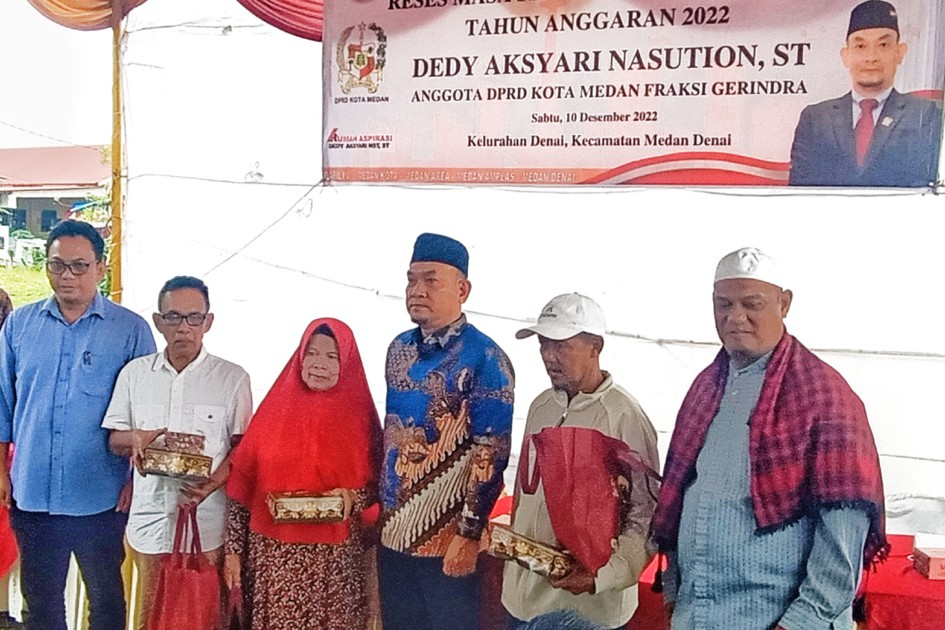 Anggota DPRD Medan, Dedy Aksyari Nasution saat reses di Jalan Jermal IV, Medan Denai.