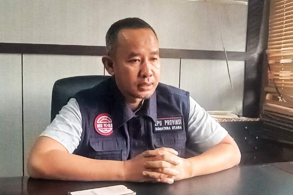 Ketua KPU Sumut, Herdensi SSos MSP.