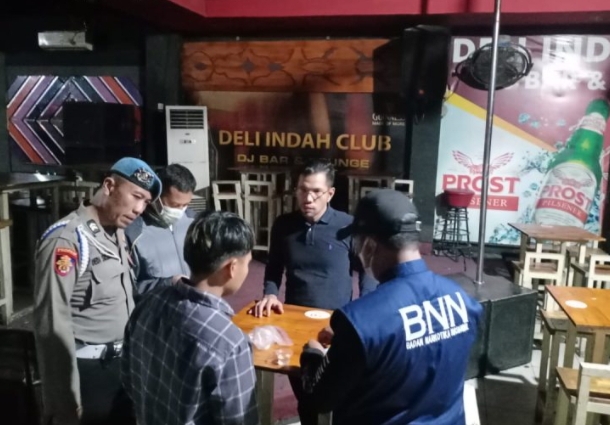 Diduga Sarang Narkoba, Diskotik Deli Indah & Bar Valentin Digrebek 