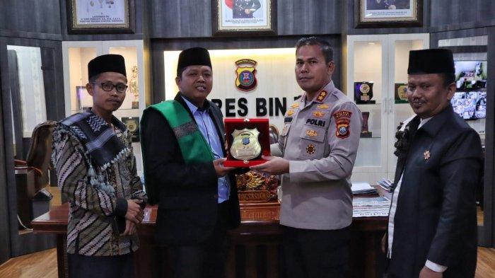 Kapolres Binjai & Ketua Rumah Dai Kamtibmas Polda Sumut Jalin Silaturrahmi Ke Tokoh Agama