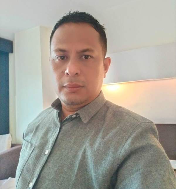 Komunikasi Massa dalam Transformasi E-Commerce