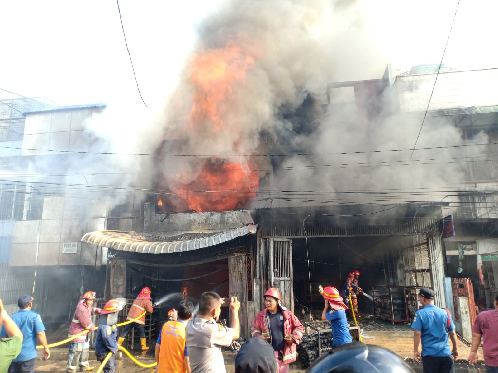 Empat Ruko Di Siantar Terbakar
