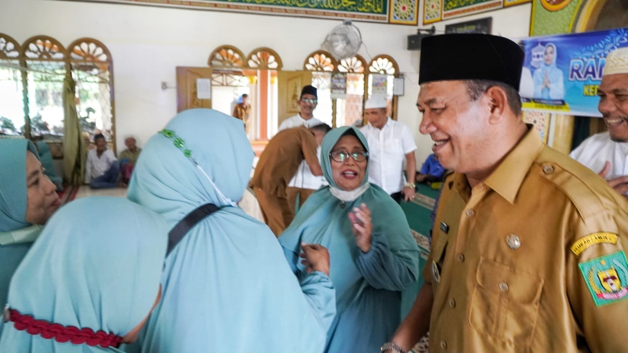 IPHI & PT LNK Berikan Bantuan Sama Kaum Dhuafa