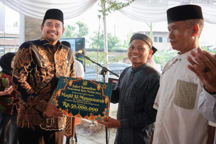 Bobby Nasution: Masjid Harus Jadi Tempat Pertama Kenalkan & Hidupkan Ekonomi Syariah