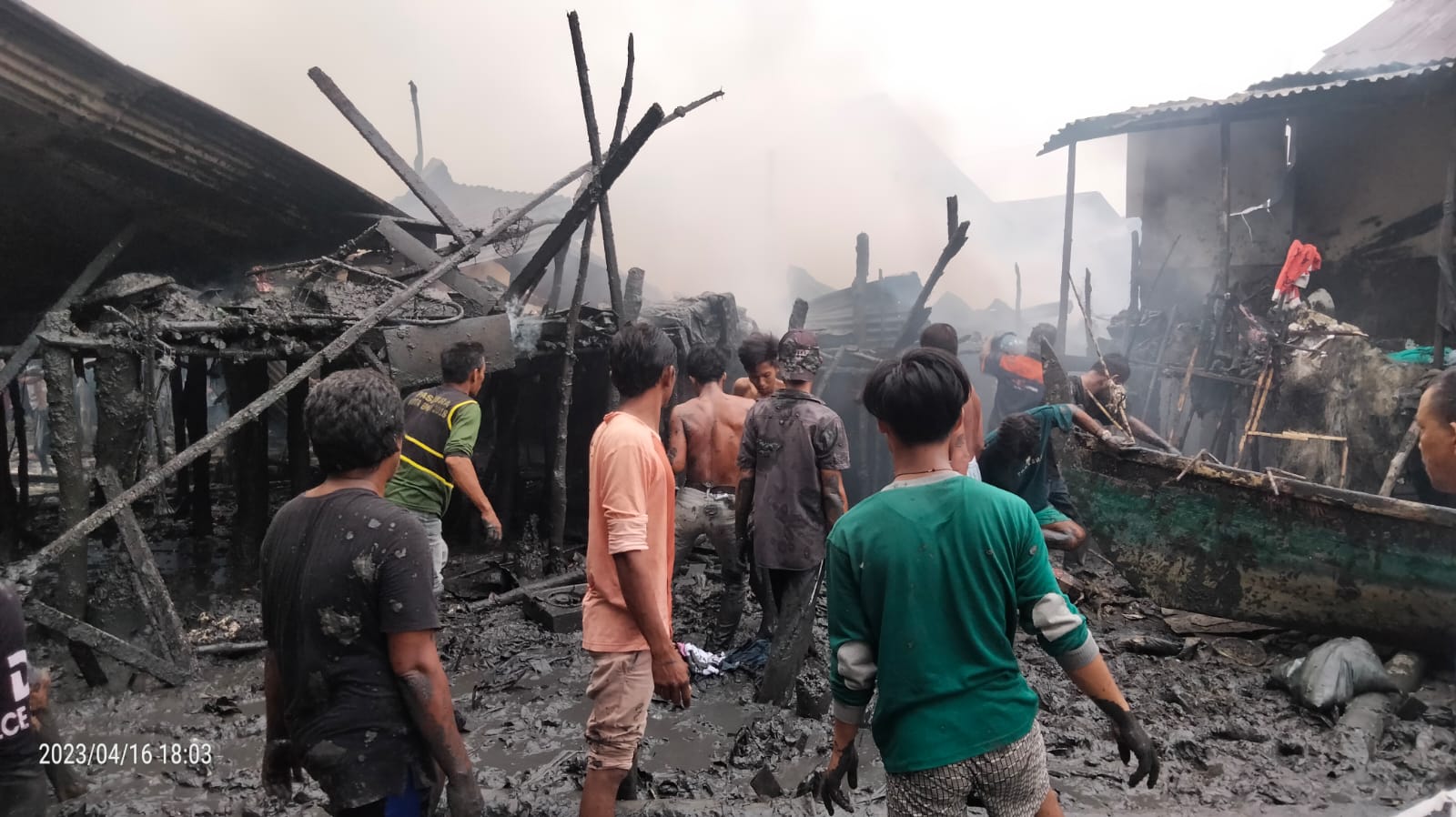 Diduga Karena Arus Pendek, 1 Rumah Nelayan Terbakar