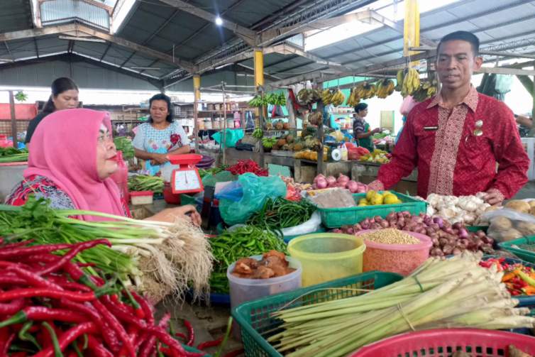 Kolaborasi dan Komunikasi Efektif untuk Terjaganya Kebersihan Pasar