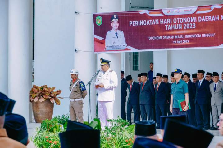 Bobby Nasution Pimpin Upacara Peringatan Hari Otda XXVII
