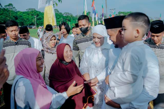 Shalat Idul Fitri Bersama Ribuan Warga, Bobby Nasution Ingatkan Tetap Jaga Kesehatan, Ketertiban & Kenyamanan