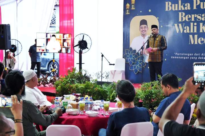 Silaturahmi Bersama Wartawan, Konten Creator & Komunitas Kreatif, Wali Kota Ajak Bergandengan Tangan Bangun Kota Medan