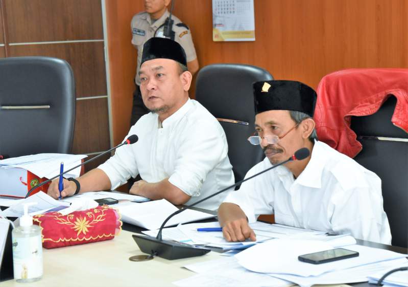 Hendri Duin Pimpin Rapat Pembahasan LKPj Tahun Anggaran 2022