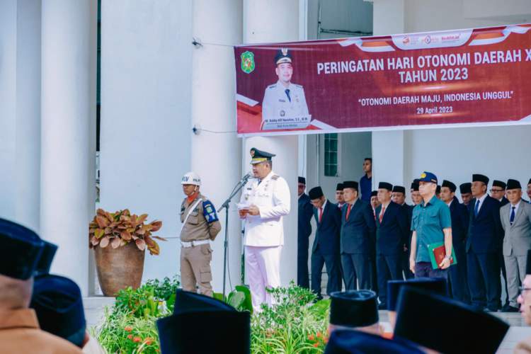 Bobby Nasution Pimpin Upacara Peringatan Hari Otda XXVII