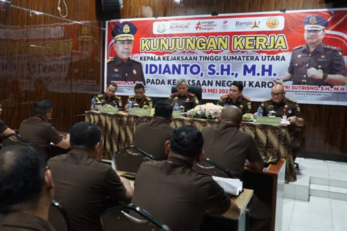 Kunker ke Kejari Karo, Kajati Sumut Ingatkan Jajaran Kompak dan Profesional Tangani Perkara