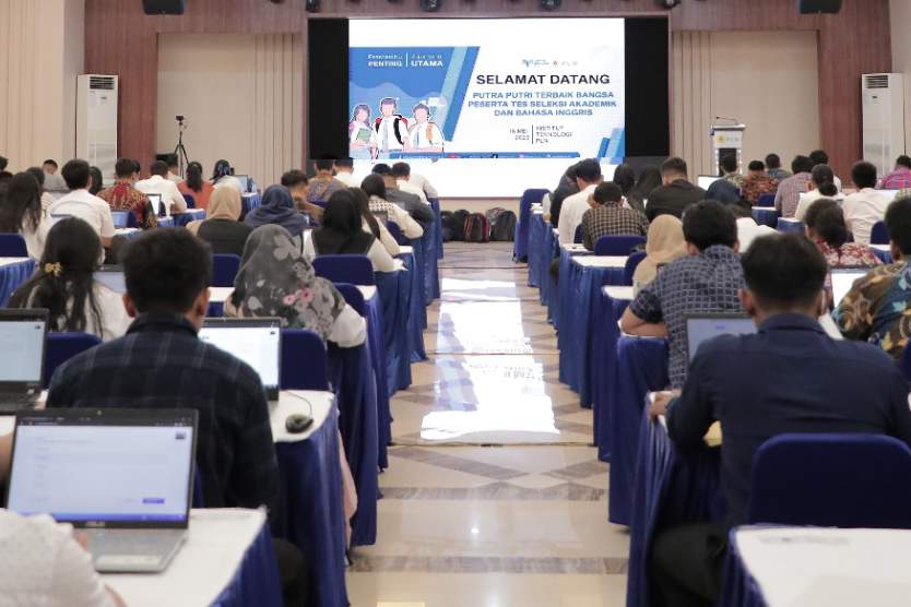 312 Calon Mahasiswa IT PLN Antusias Mengikuti Seleksi di Medan