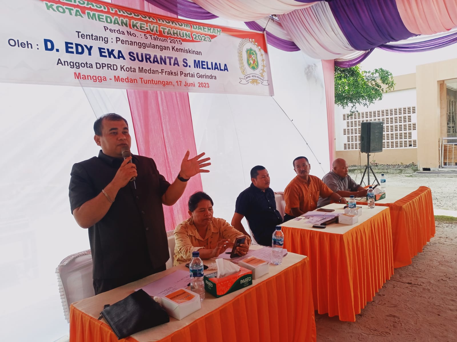 Anggota DPRD Kota Medan Edy Eka Suranta Meliala Hadiri Sosialisasi Tentang Penanggulangan Kemiskinan Di GBKP Perumnas Simalingkar