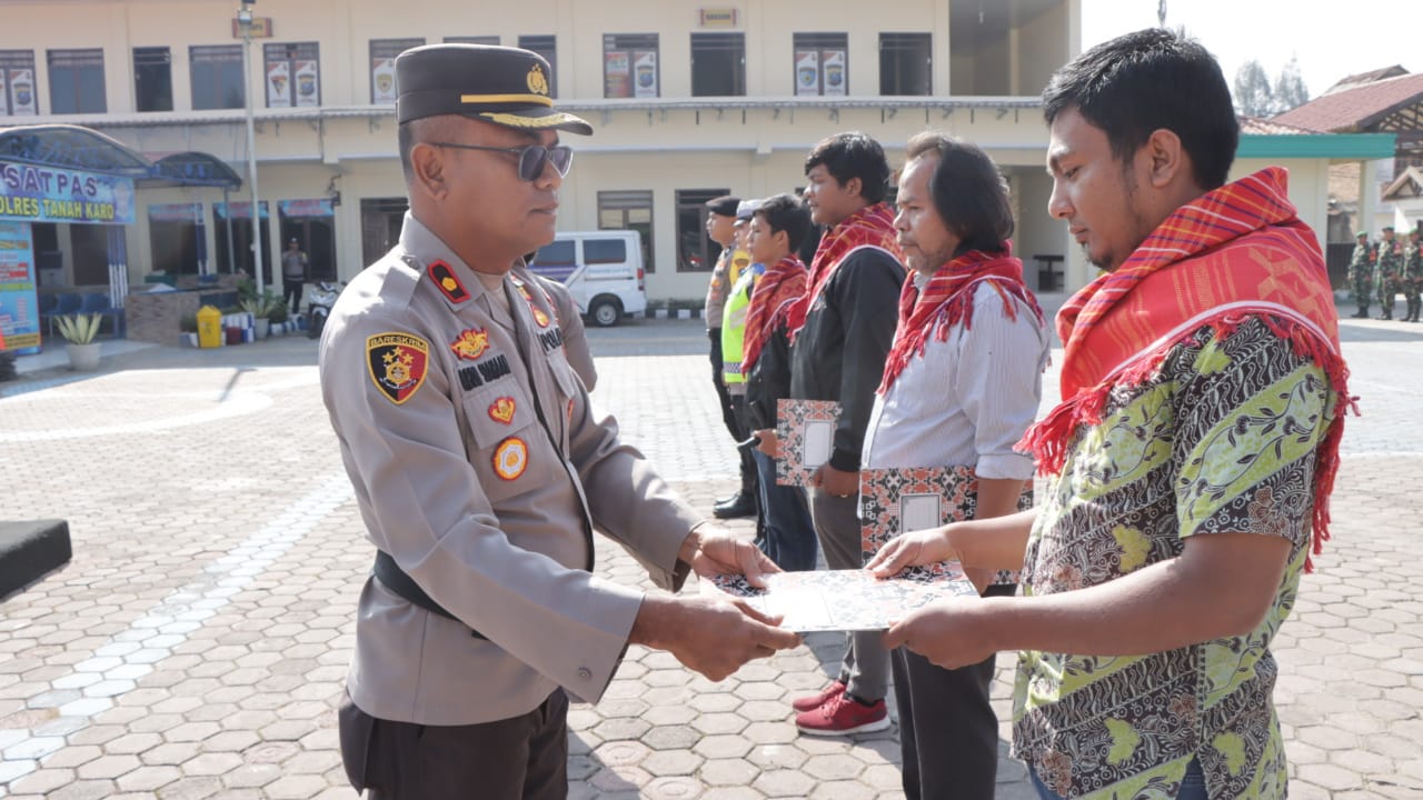 Polres Tanah Karo Umumkan Pemenang Satkamling Desa