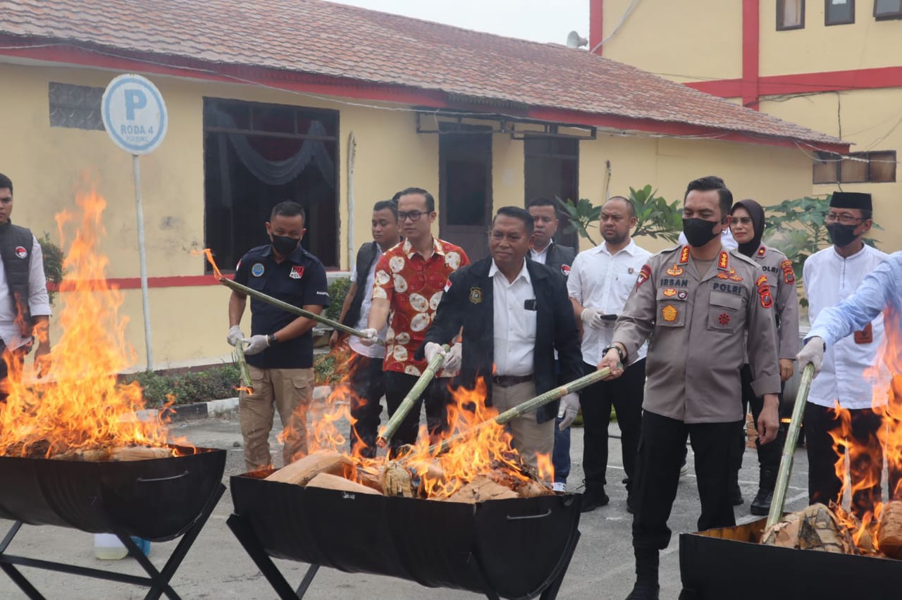 Polres Deliserdang Musnahkan Barang Bukti Sabu, Ekstasi Dan Ganja