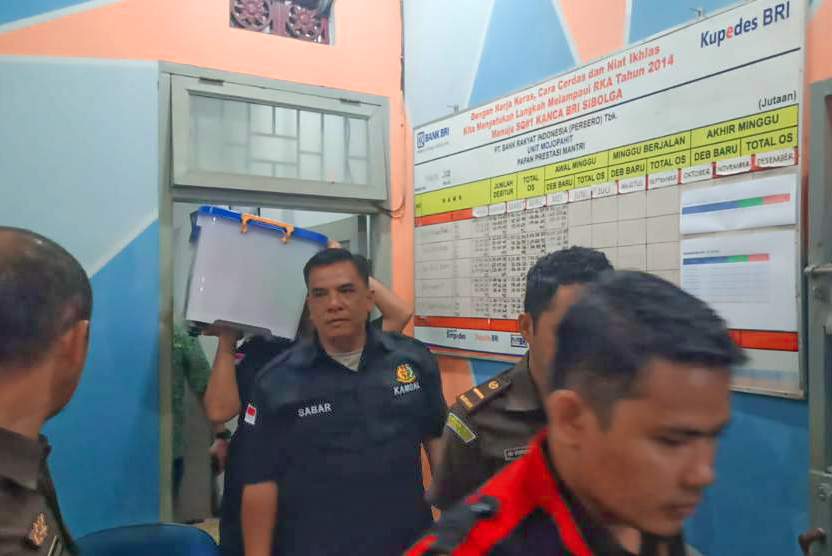 Korupsi Pencairan Kredit, Kejari Sibolga Geledah Kantor BRI di Jalan Sibolga – Padangsidimpuan