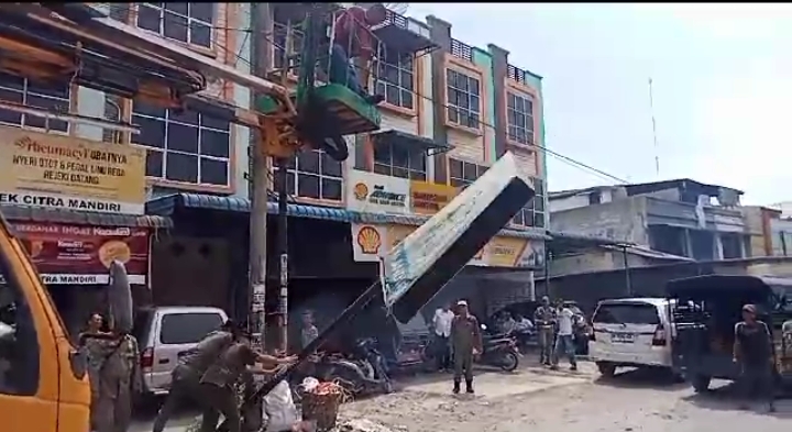 Bapenda Dan Satpol PP Deli Serdang Dongkrak PAD dan Tertibkan Reklame Ilegal 