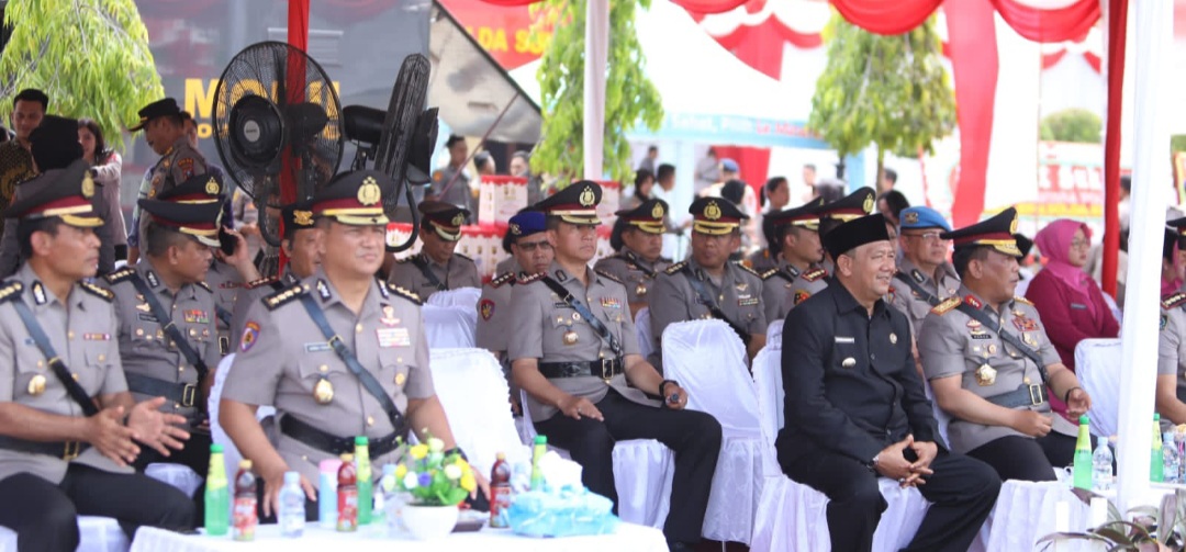 Kapolrestabes Medan Hadiri Pelantikan dan Pengambilan Sumpah Bintara Polri