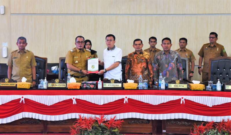 Paripurna DPRD Medan, Bobby Nasution Tekankan PBG Harus Sesuai Rencana Tata Ruang dan Wilayah