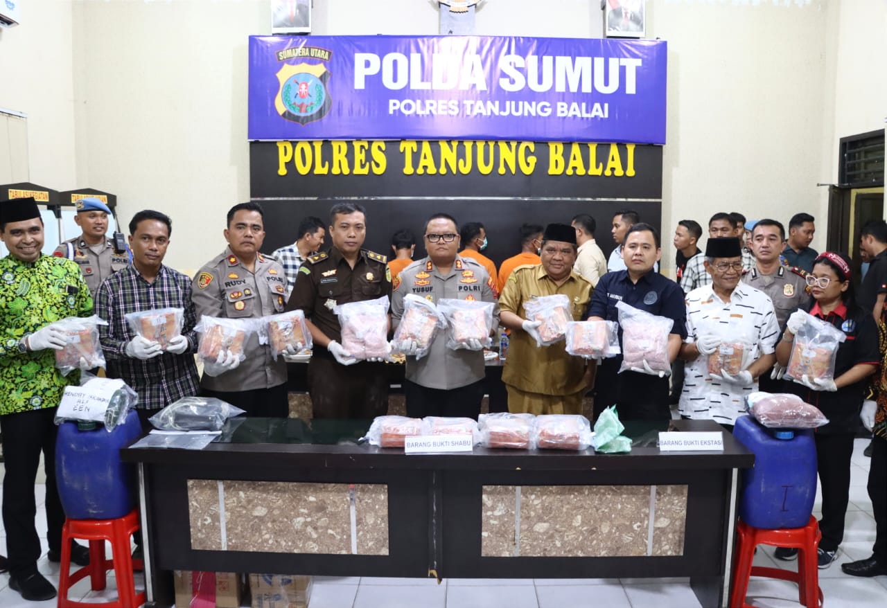 Polres Tanjung Balai Gagalkan Penyelundupan 15 Kilo Sabu Dan 10 Ribu Butir Ekstasi 