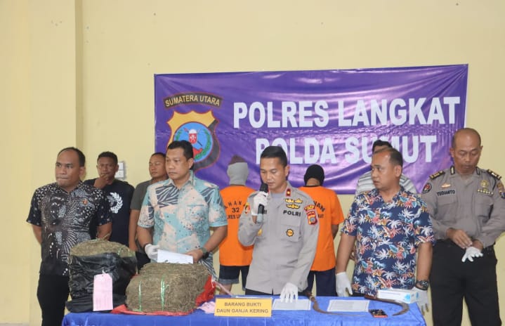 Polres Langkat Ungkap Kasus Ganja Dan Kasus Acungkan Celurit 