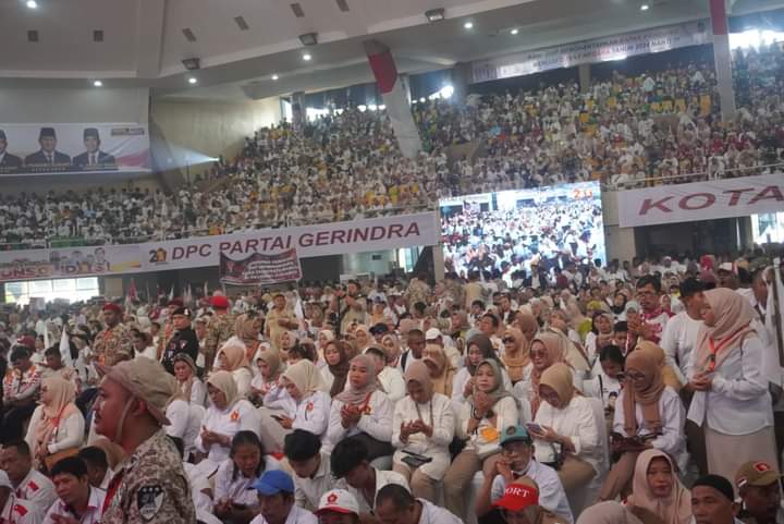 Belasan ribu kader menghadiri Konsolidasi Partai Gerindra Kota Medan.